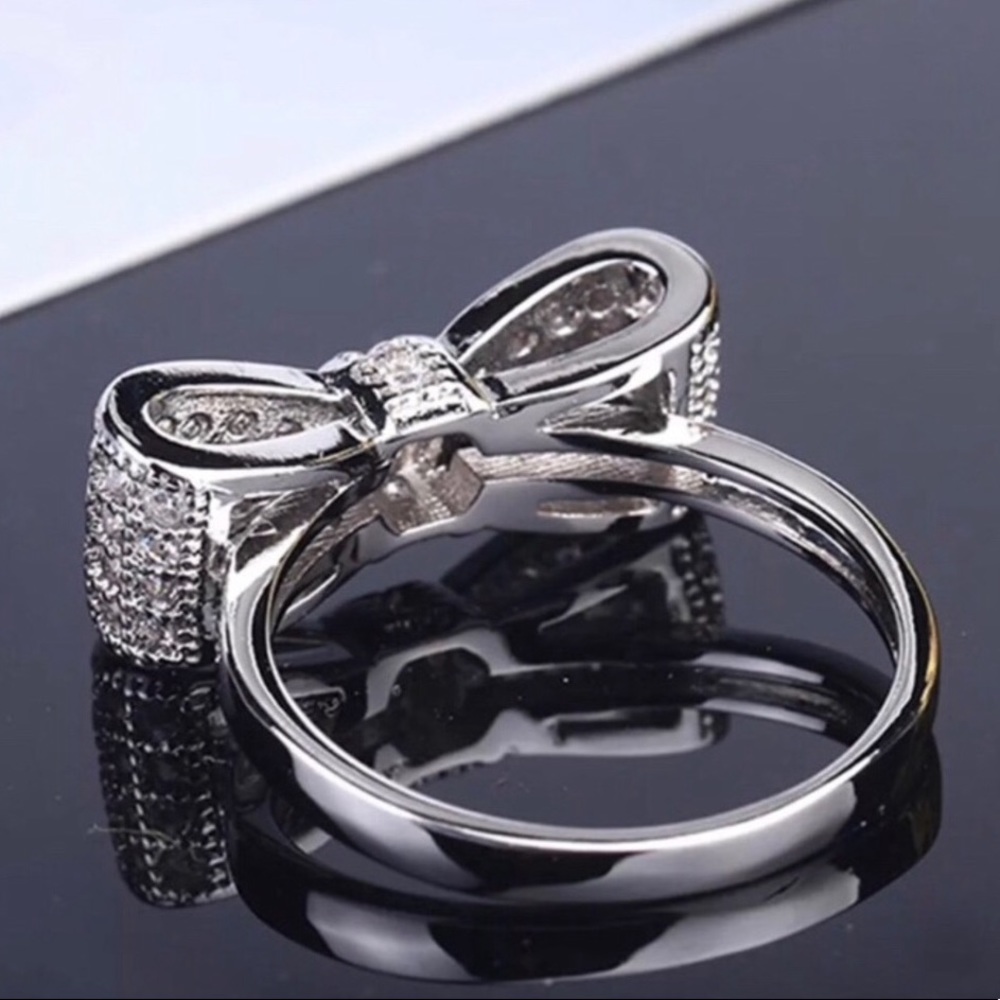 New Sterling Silver Topaz Bow Ring - Picture 7 of 10